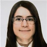 Profesora de contabilidad imparte clases para grado medio y superior de administración